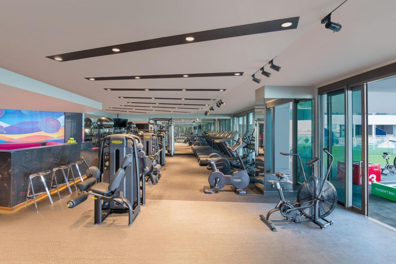迪拜棕榈w酒店 外观 照片 The gym at the hotel