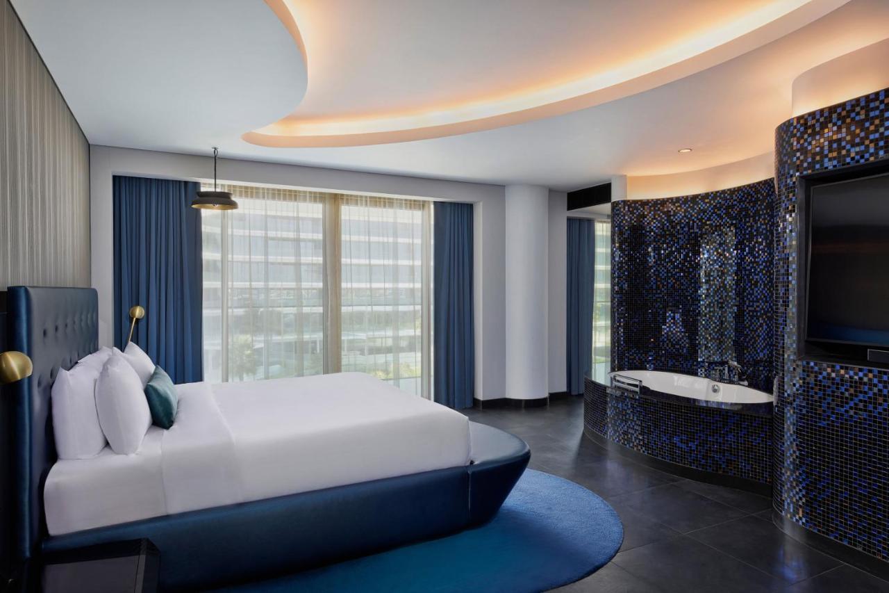 迪拜棕榈w酒店 外观 照片 A bedroom at the hotel